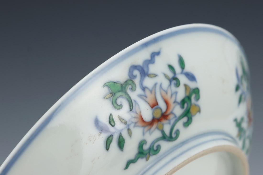 An Exquisite Doucai Flower Pattern Eight Treasures Pattern Plate - 7