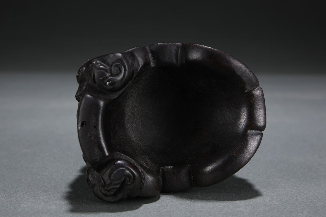 An Exquisite Eaglewood Beast-Face Pattern Goblet - 7