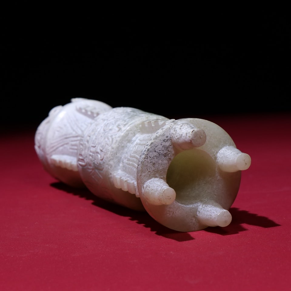 An Exquisite White Jade Beast-Face Pattern Cup - 5
