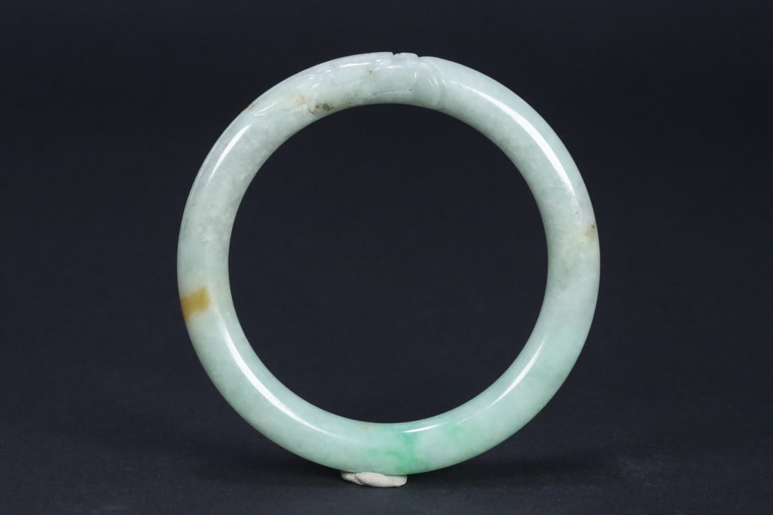 An Exquisite Jadeite Dragon Pattern Bracelets - 2
