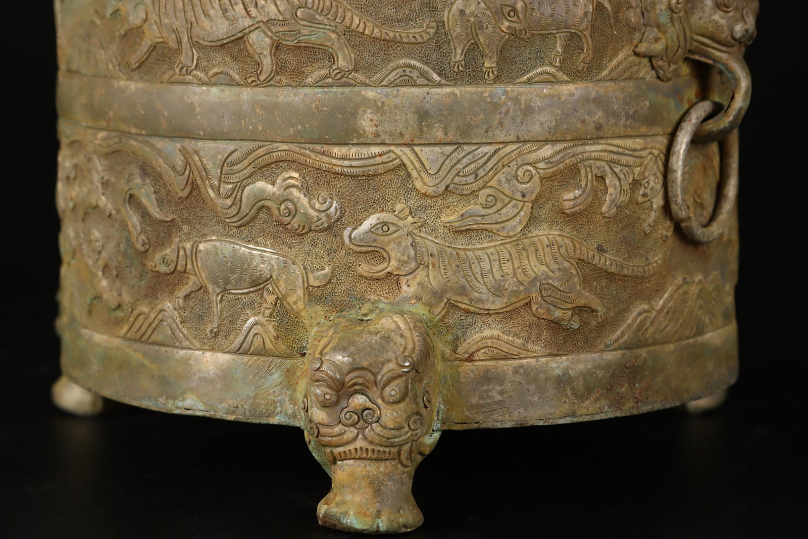 An Exquisite Silver Auspicious Beast Pattern Jar - 7