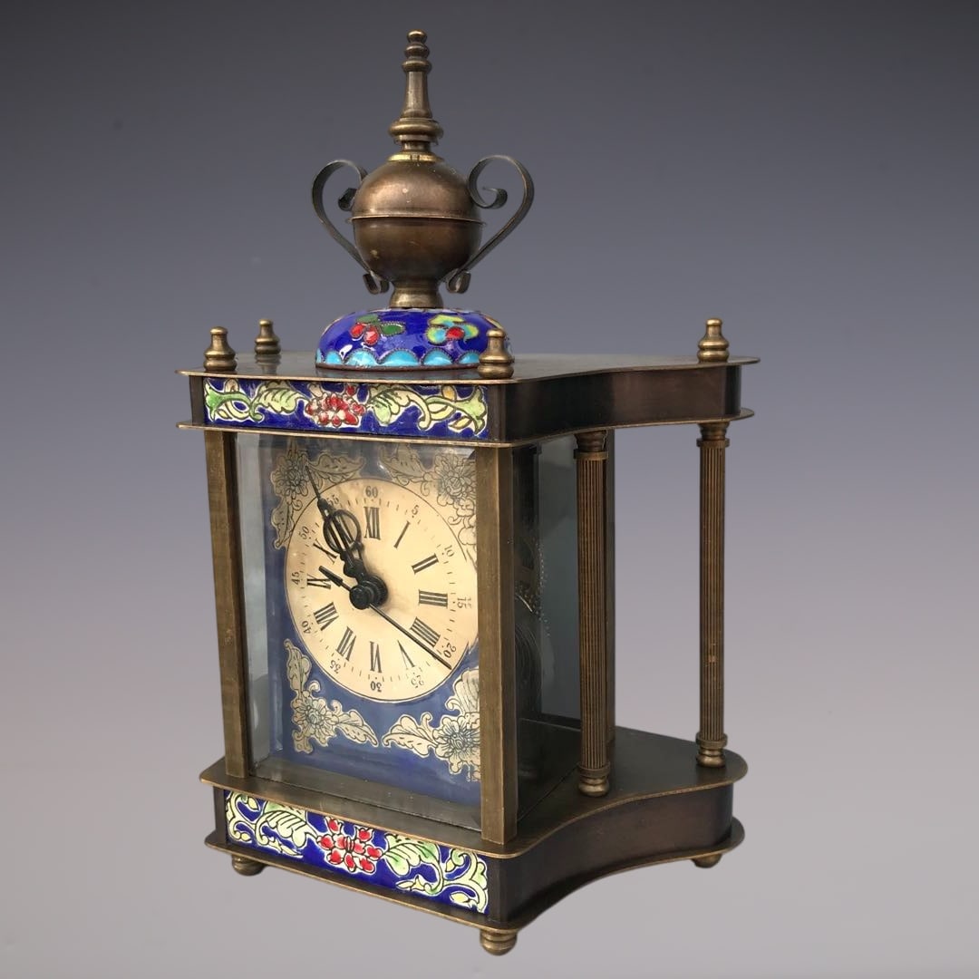 An Exquisite Bronze Lotus Pattern Clock - 2