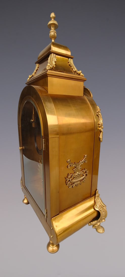 An Exquisite Gilt Bronze Clock - 6