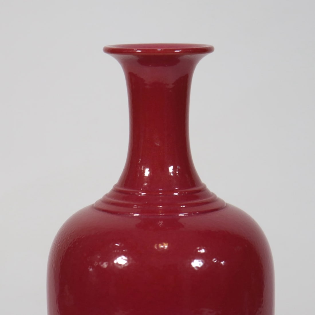 An Exquisite Ruby Red-Glazed Vase - 2