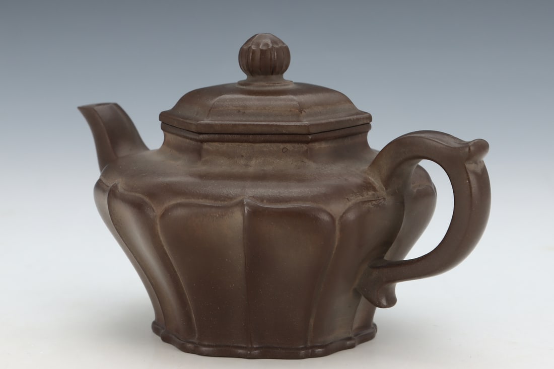 An Exquisite Purple Sands Teapot - 3