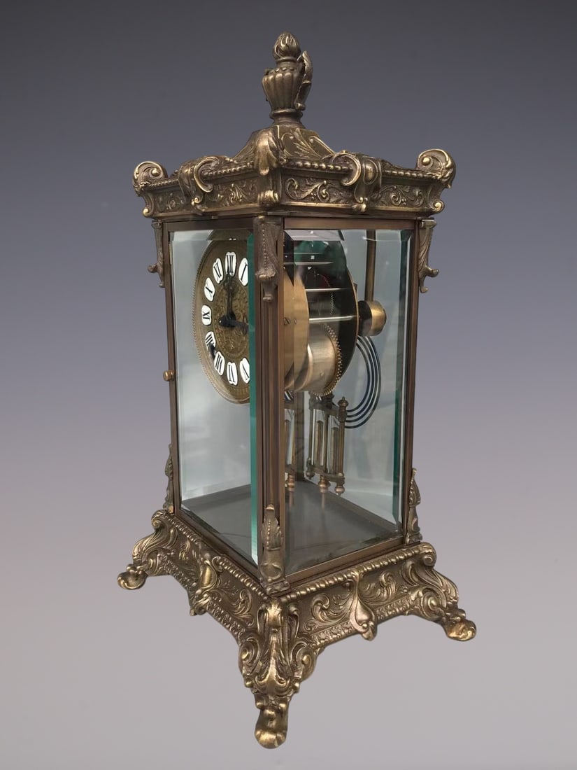 An Exquisite Bronze Lotus Pattern Clock - 6