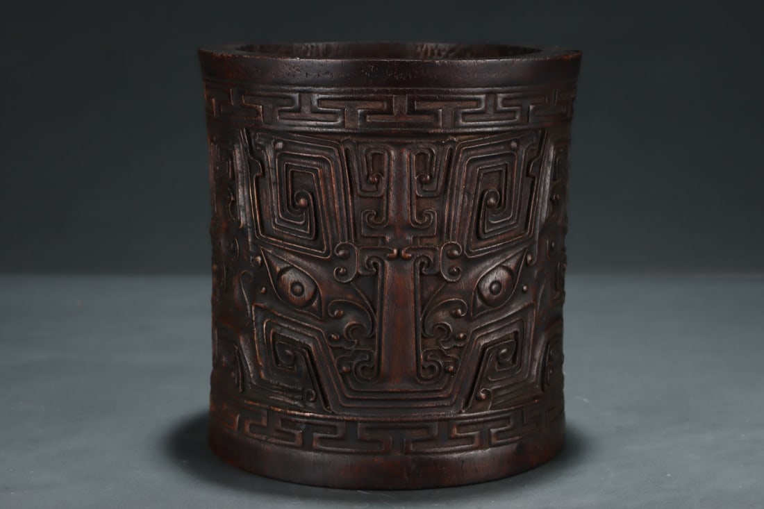 An Exquisite Eaglewood Dragon Pattern Brush Pot - 3