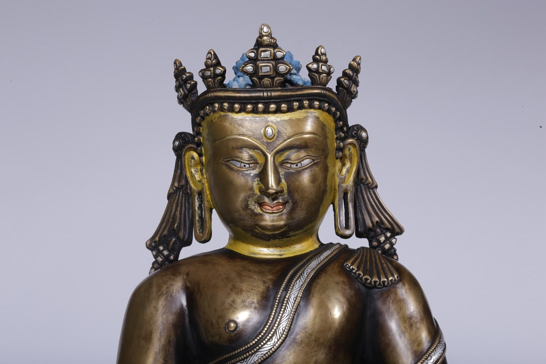 An Exquisite Alloy Copper Buddha Statue - 2