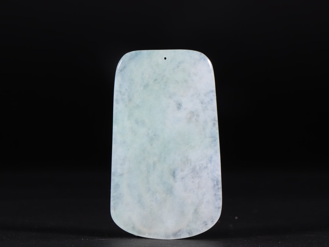 An Exquisite Jadeite Dragon Pattern Brand - 6