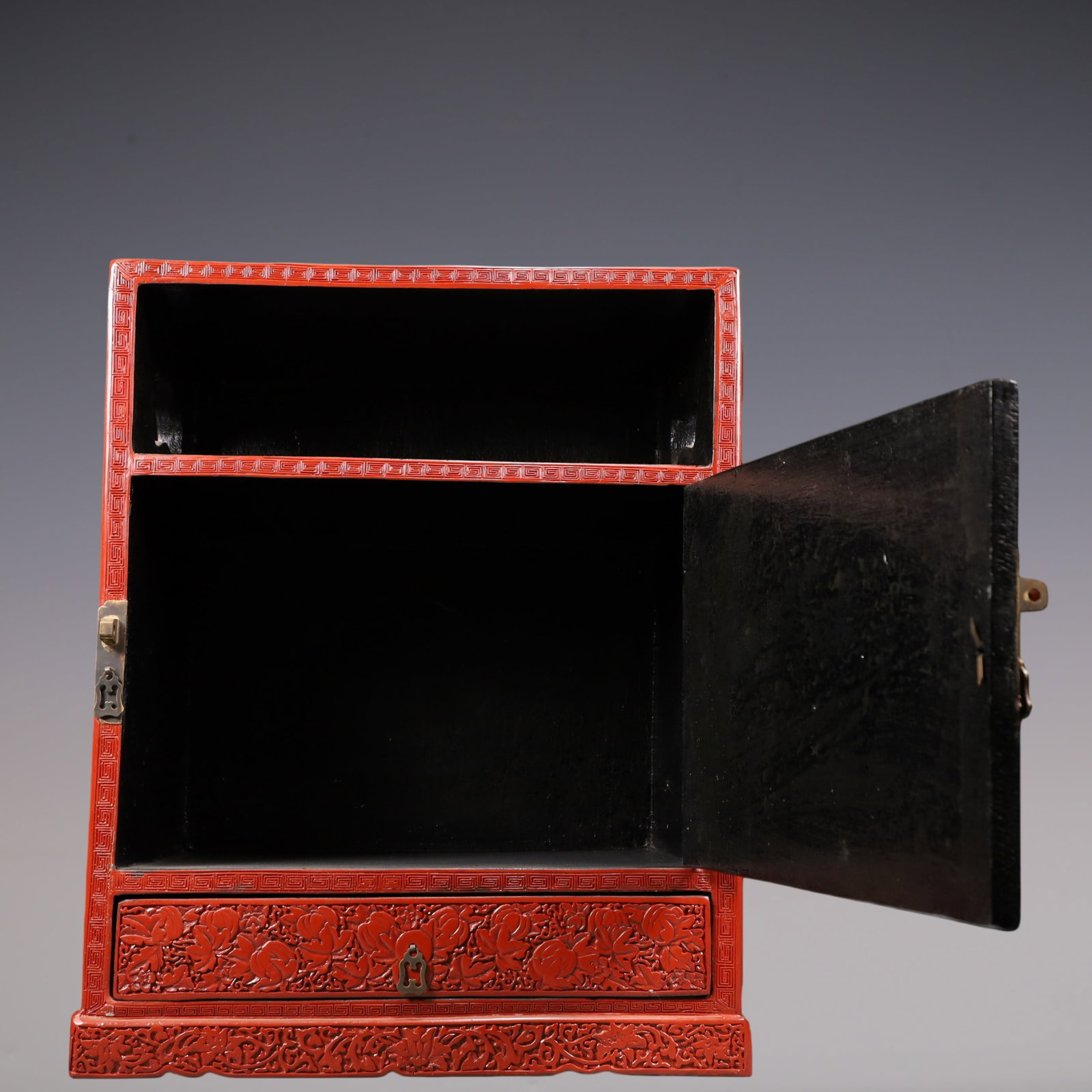A Exquisite Carved Red Lacquer Flower and Fruit Pattern Landscape Pattern Box - 5
