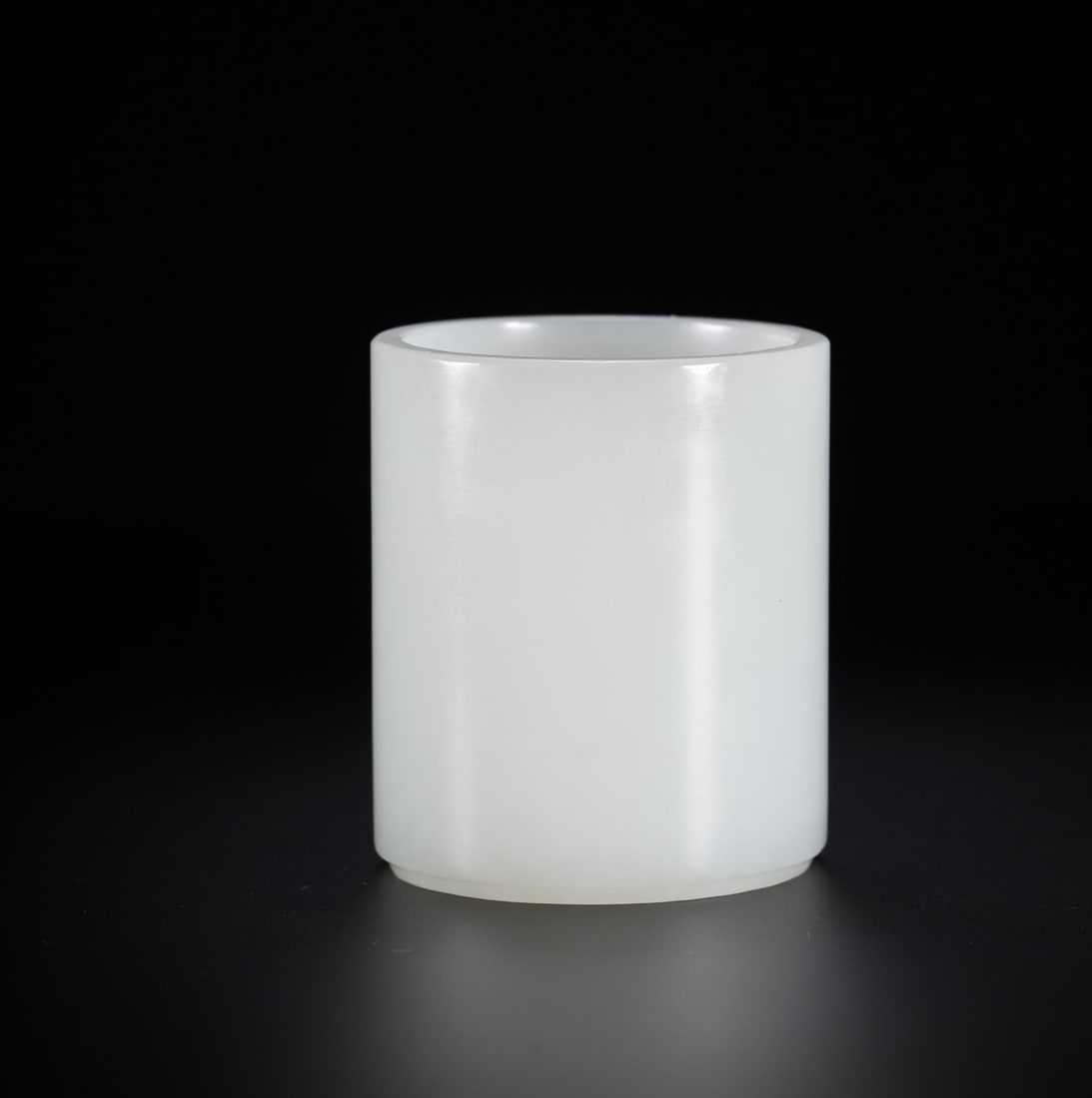 An Exquisite White Jade Cup - 2