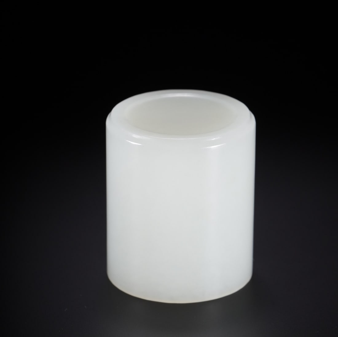 An Exquisite White Jade Cup - 7
