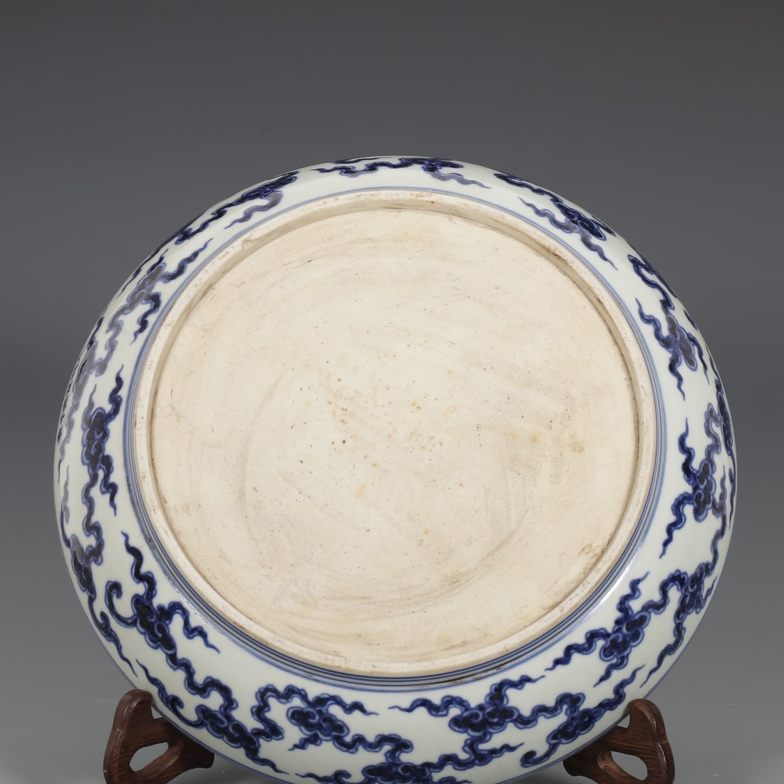An Exquisite Blue and White Seawater Pattern Dragon Pattern Plate - 9