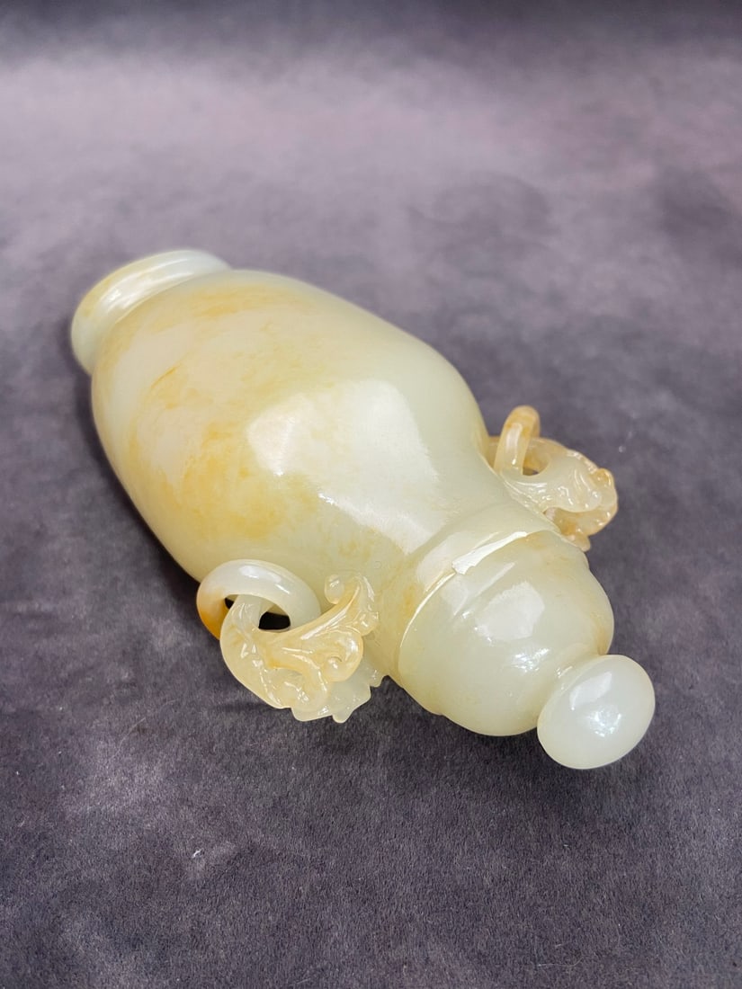 An Exquisite White Jade Double-Ears Vase - 5