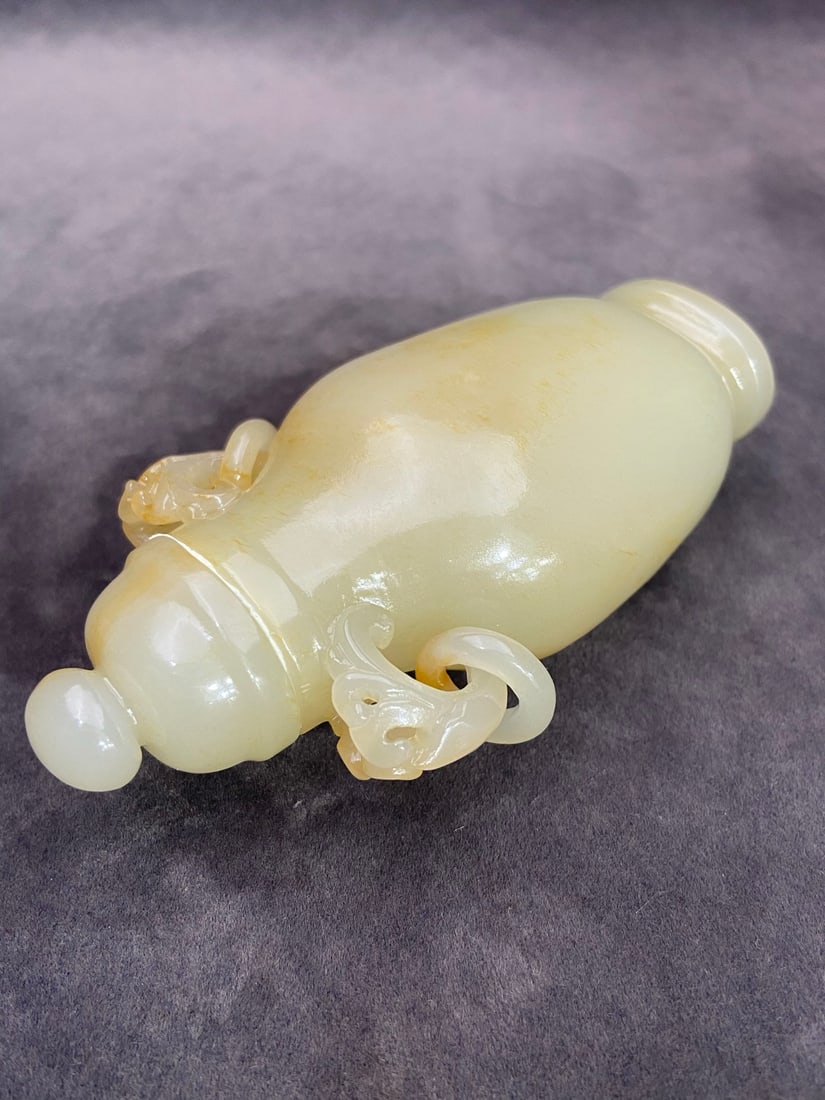 An Exquisite White Jade Double-Ears Vase - 7