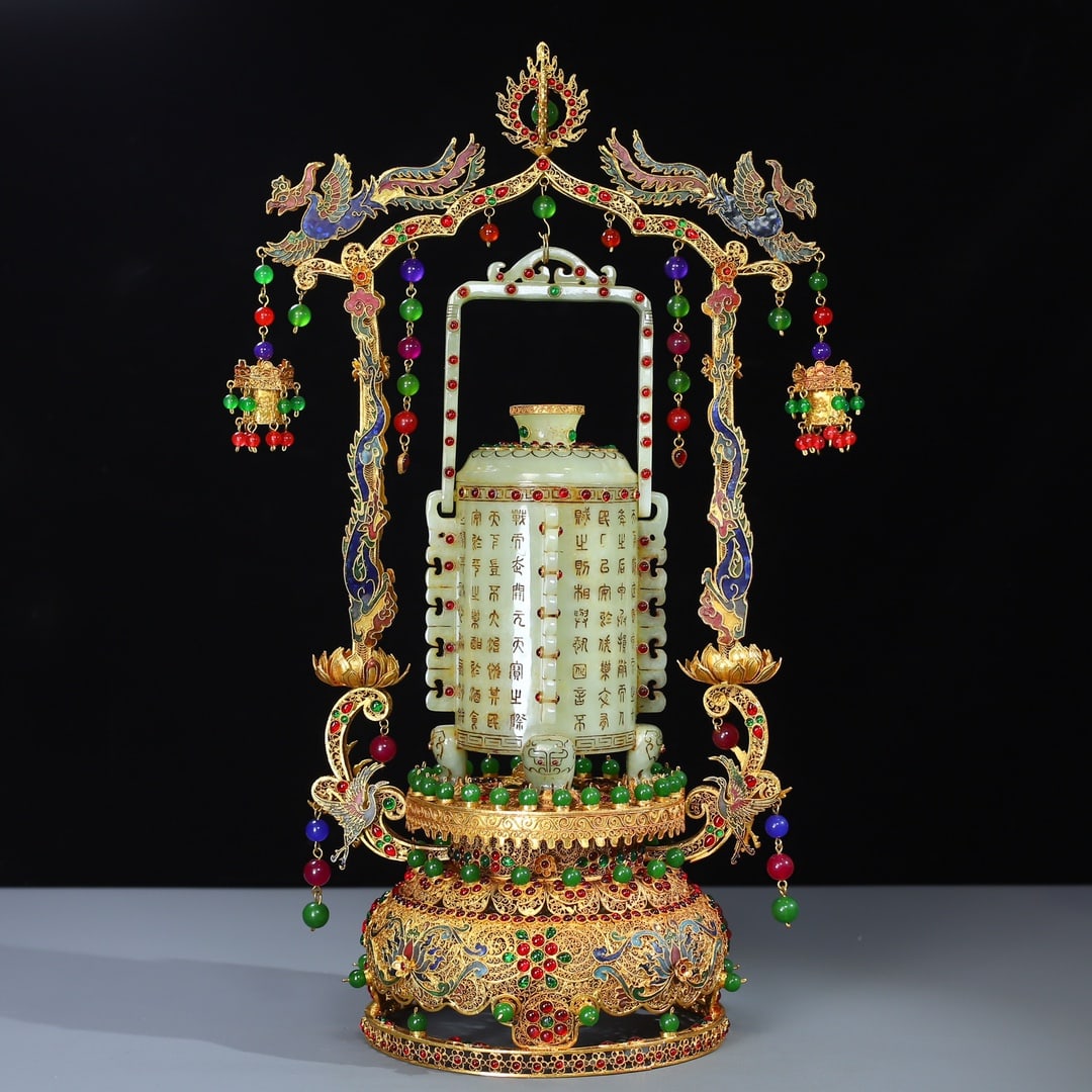 An Exquisite Gilt Bronze Inlaid White Jade with poem Vase: An Exquisite Gilt Bronze Inlaid White Jade with poem Vase Qing Dynasty, China Qianlong Four-character Mark Size:17.7inx10.2in Weight:1590g铜鎏金镶嵌白玉৻