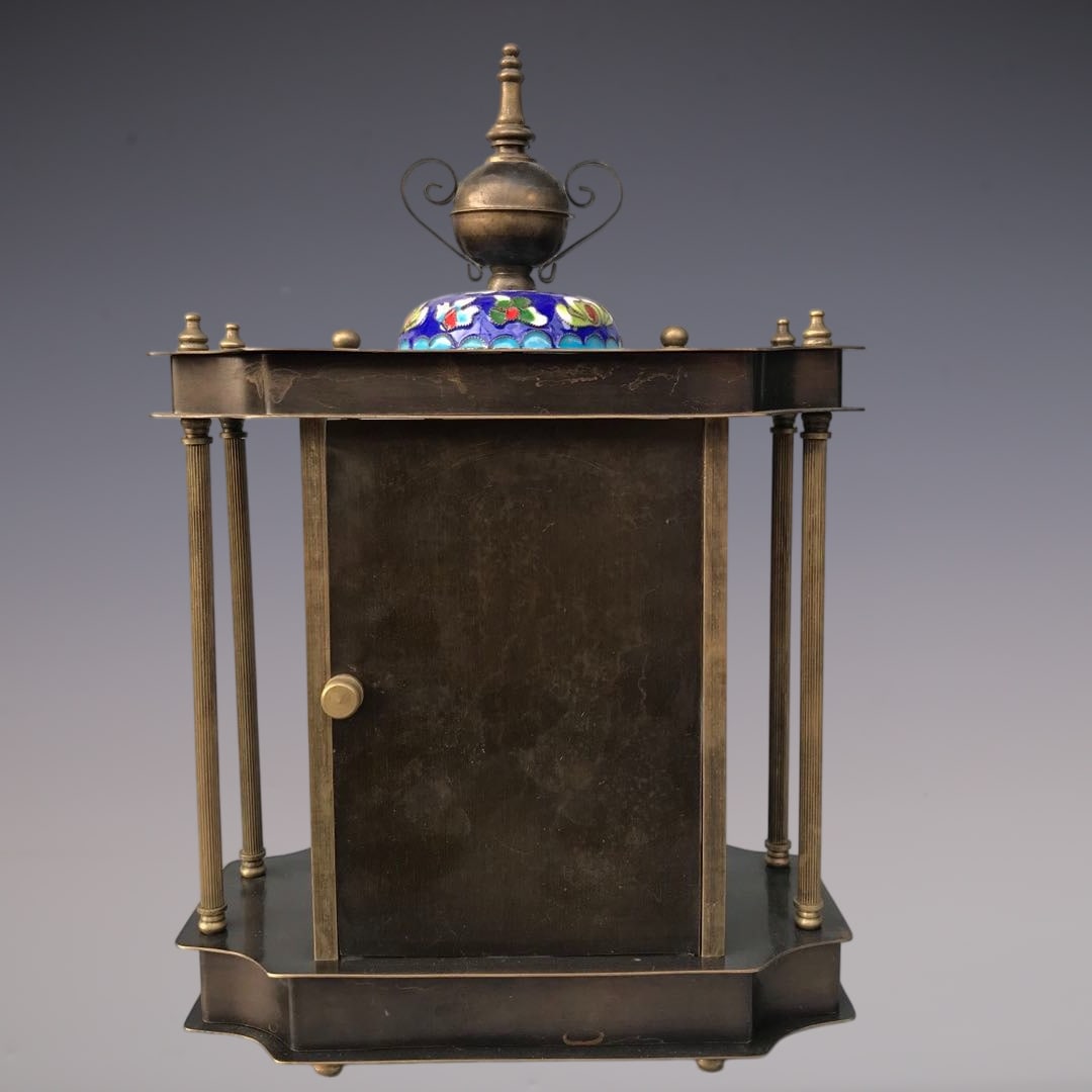 An Exquisite Bronze Lotus Pattern Clock - 4