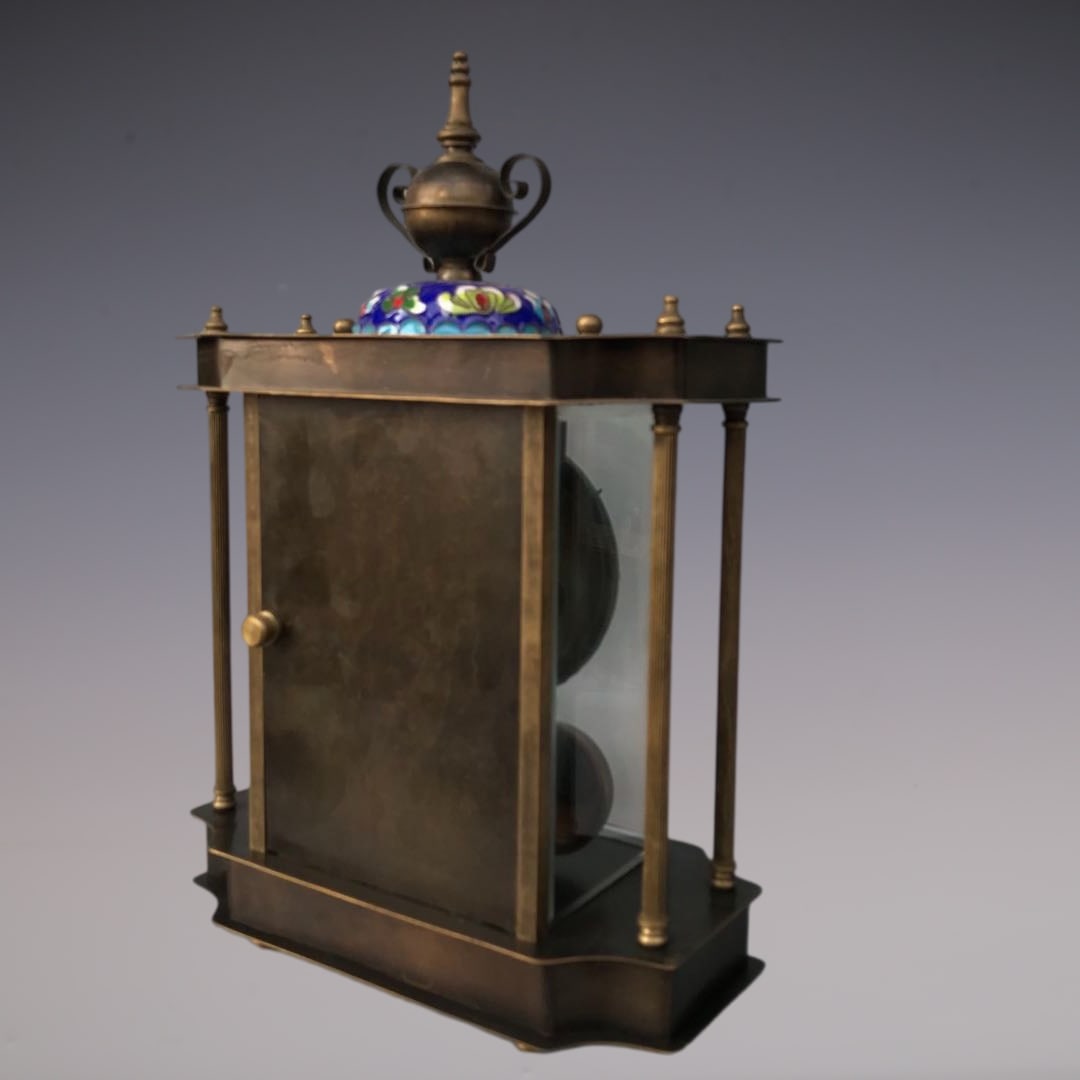 An Exquisite Bronze Lotus Pattern Clock - 5