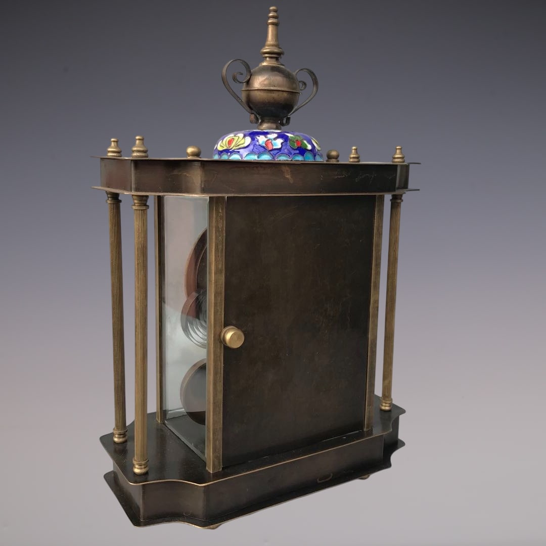 An Exquisite Bronze Lotus Pattern Clock - 6