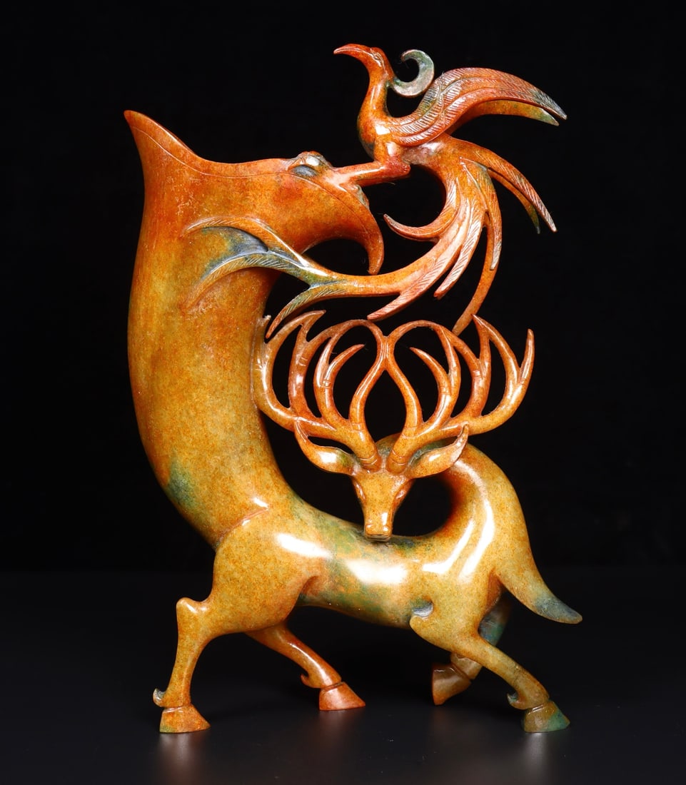 A Exquisite Hotan Jade Deer Cup: A Exquisite Hotan Jade Deer Cup,Han Dynasty, China,Size:5.9inx1.8inx9.8in ,Weight:1103g 和田玉鹿杯,中国汉代