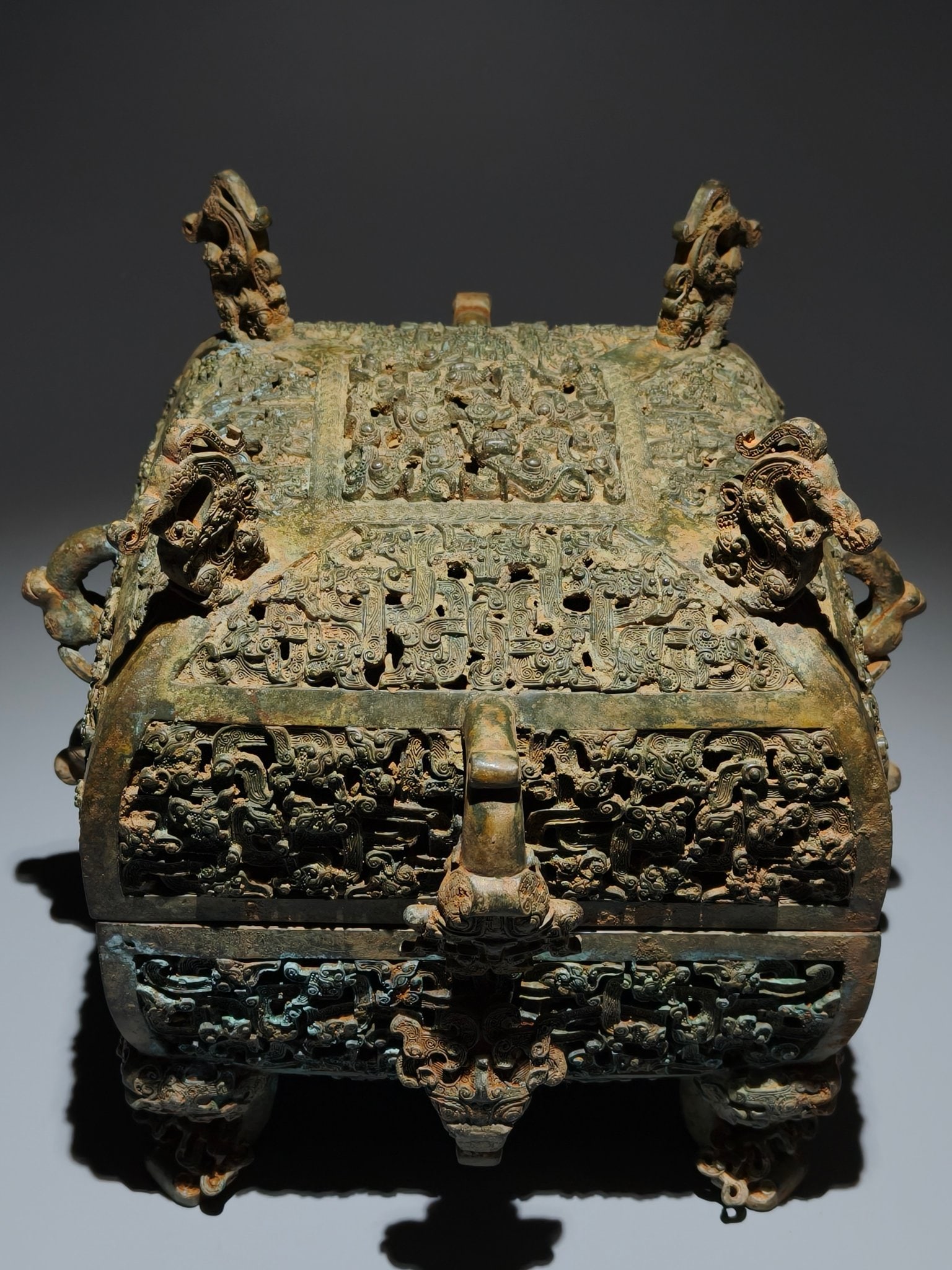 A Exquisite Bronze Dragon Pattern Box - 2