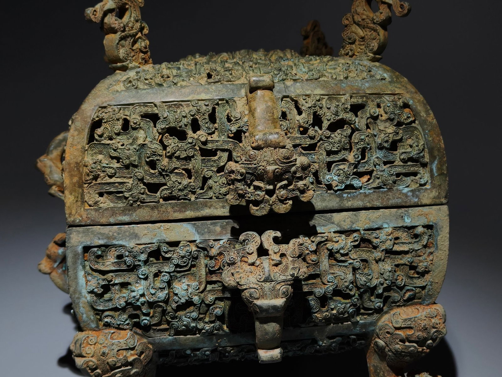 A Exquisite Bronze Dragon Pattern Box - 5