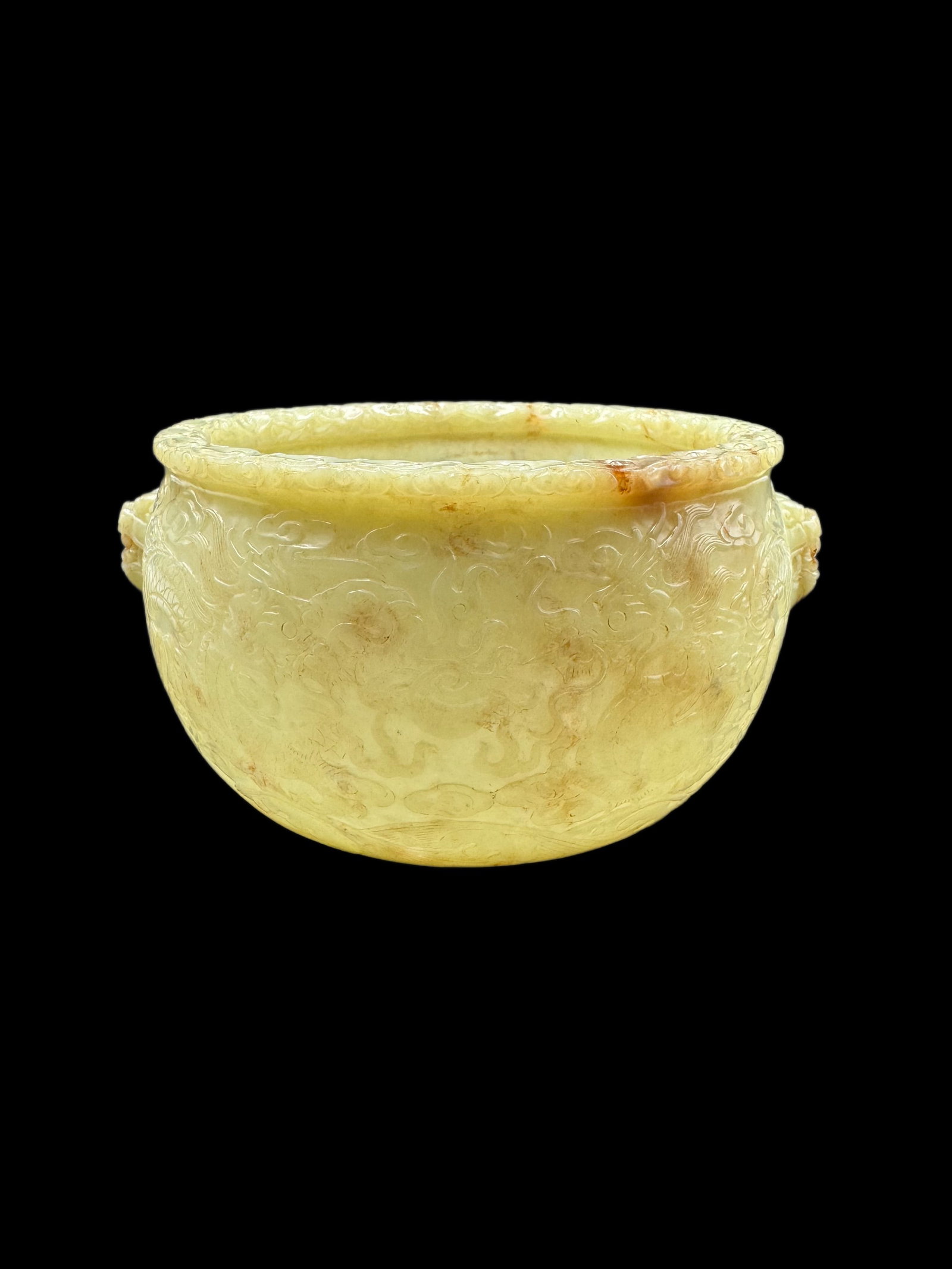 A Exquisite Hotan Yellow Jade Beast-head Jar: A Exquisite Hotan Yellow Jade Beast-head Jar,Han Dynasty, China,Size:5.5inx6.5inx3.1inx4.3in,Weight:520g 和田黄玉兽头罐,中国汉代