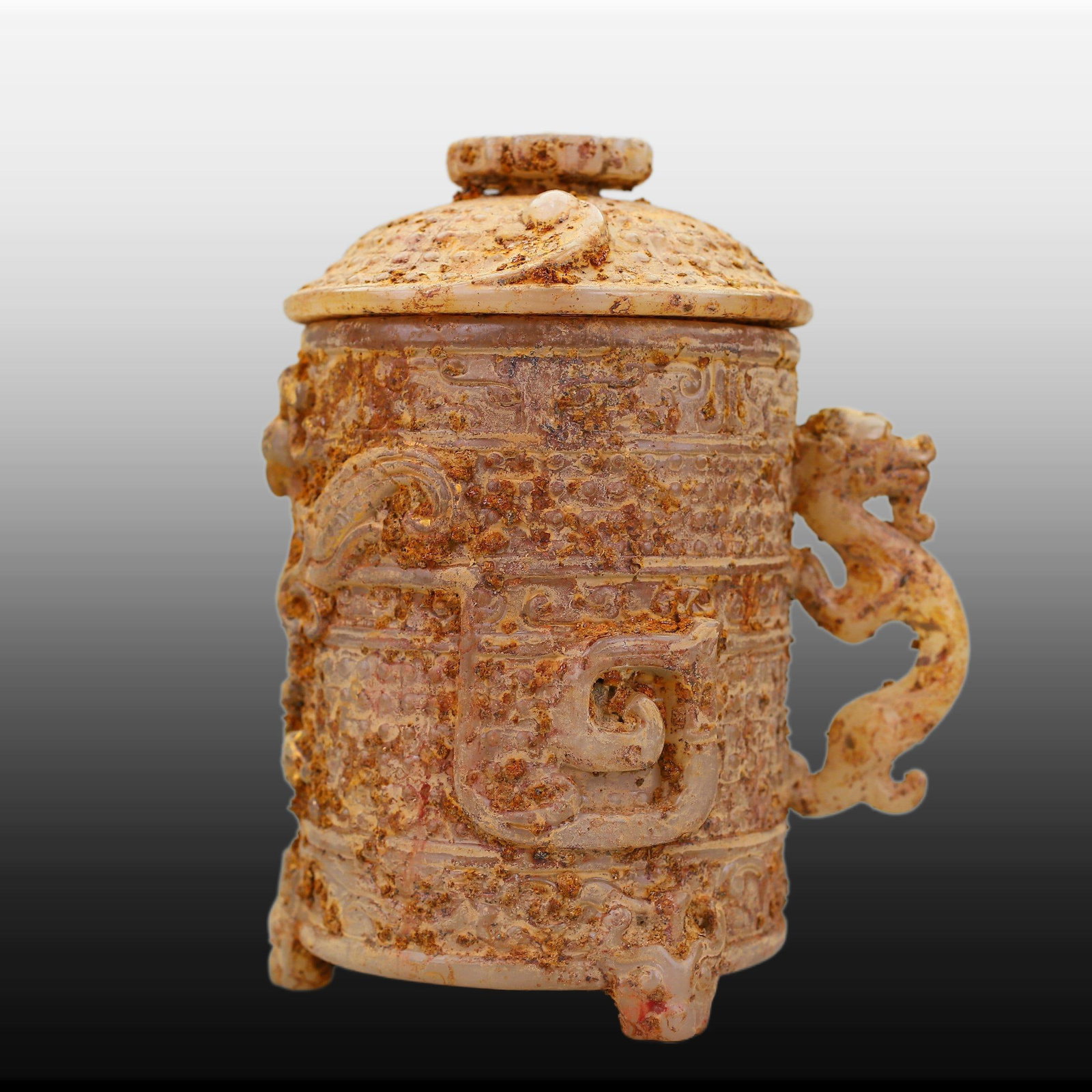 A Exquisite Colored glaze Auspicious Beast Goblet: A Exquisite Colored glaze Auspicious Beast Goblet,Han Dynasty, China,Size:6.1inx4.7in ,Weight:815g 琉璃瑞兽爵杯,中国汉代