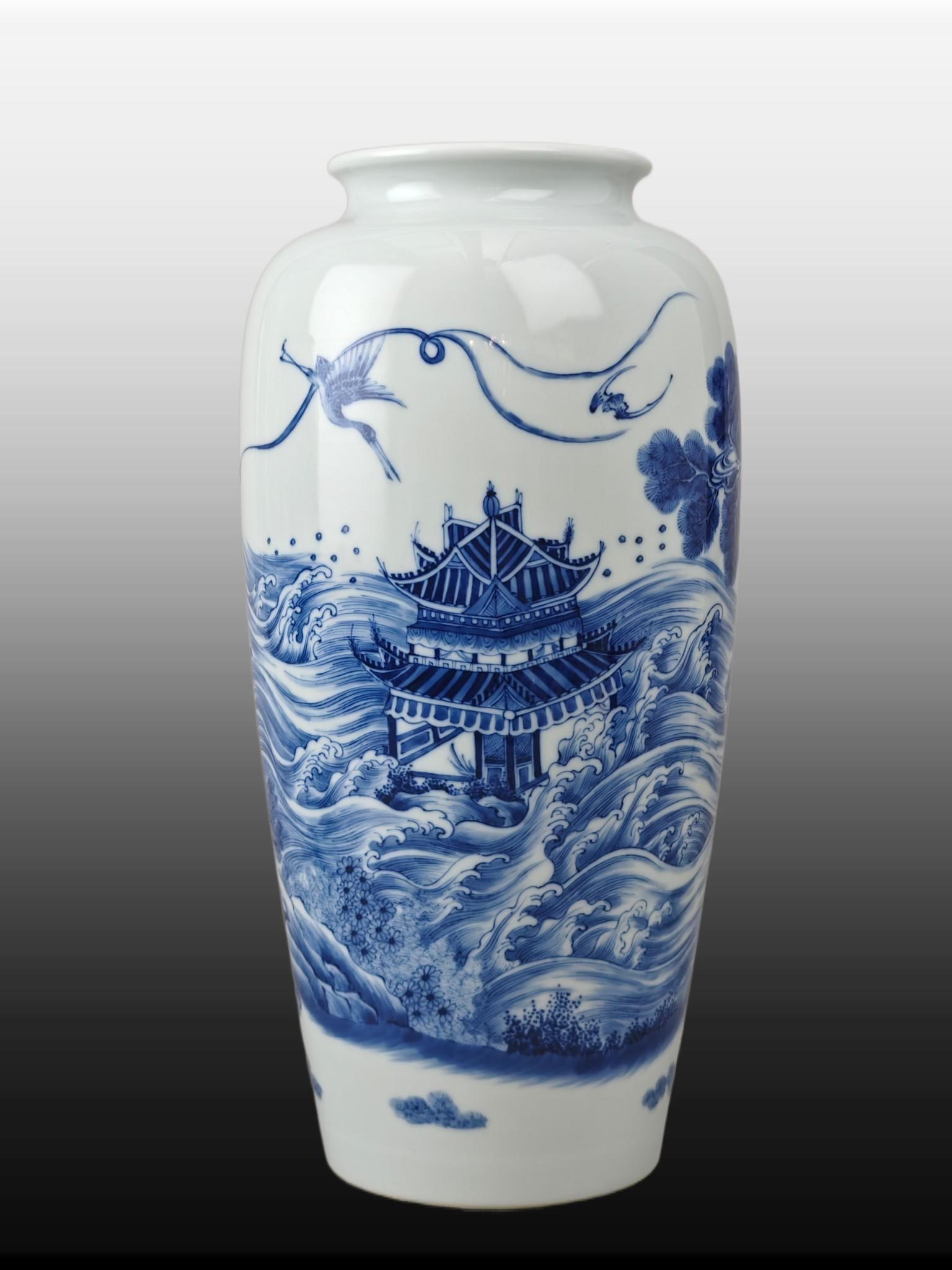 A Exquisite Blue and White Character and Story Pattern Vase: A Exquisite Blue and White Character and Story Pattern Vase,Qing Dynasty, China,Yongzheng Six-character Mark,Size:13inx6.7in ????????,????,?????