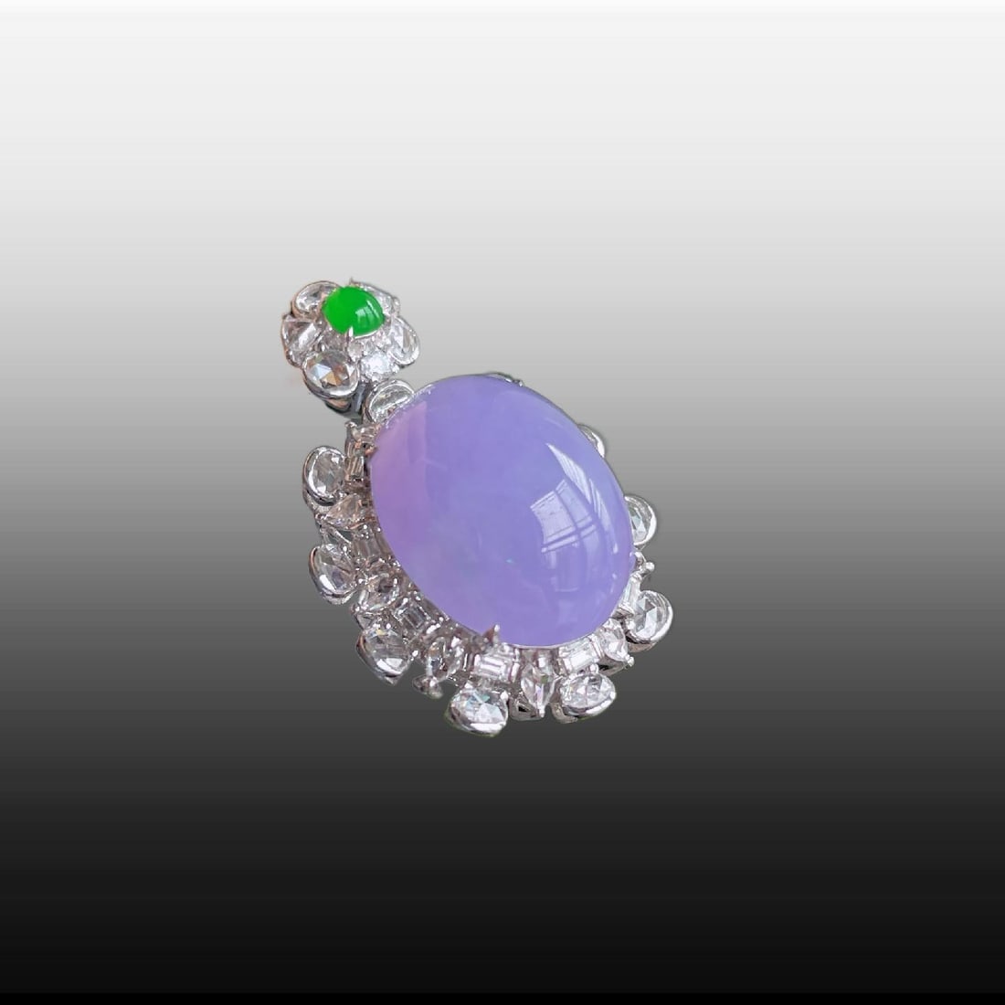 A Exquisite Diamond Inlaid Jadeite Pendant: A Exquisite Diamond Inlaid Jadeite Pendant,Size:1.2inx0.7inx0.6in,0.6inx0.5inx0.3in 钻石镶冰种胶润紫罗兰蛋面吊坠