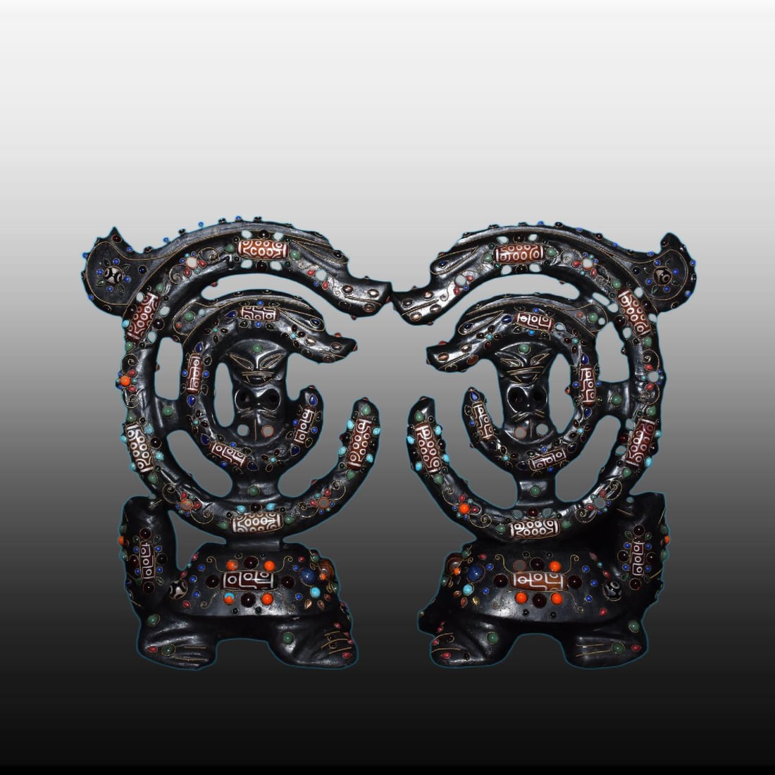 A pair of Exquisite Meteorite Inlaid Gems Dragons (1 of 7)