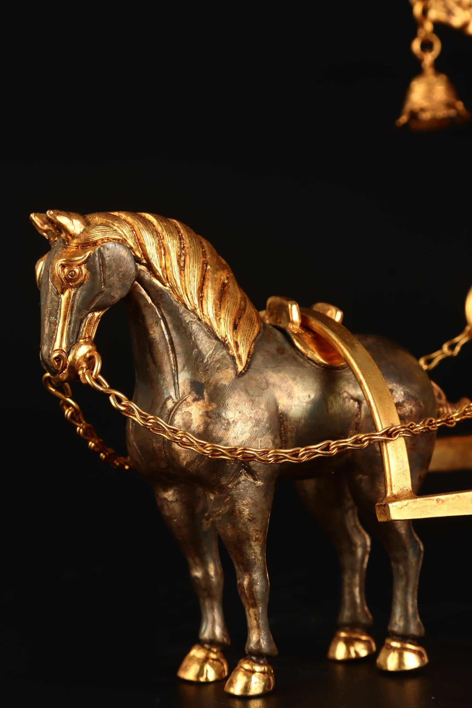 A Exquisite Gilt Bronze Carriage - 5