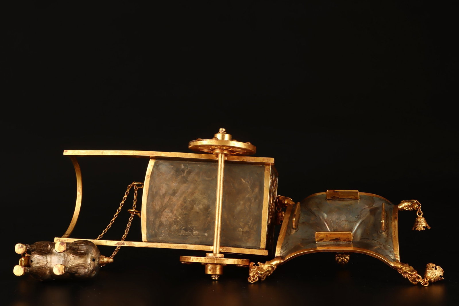 A Exquisite Gilt Bronze Carriage - 9