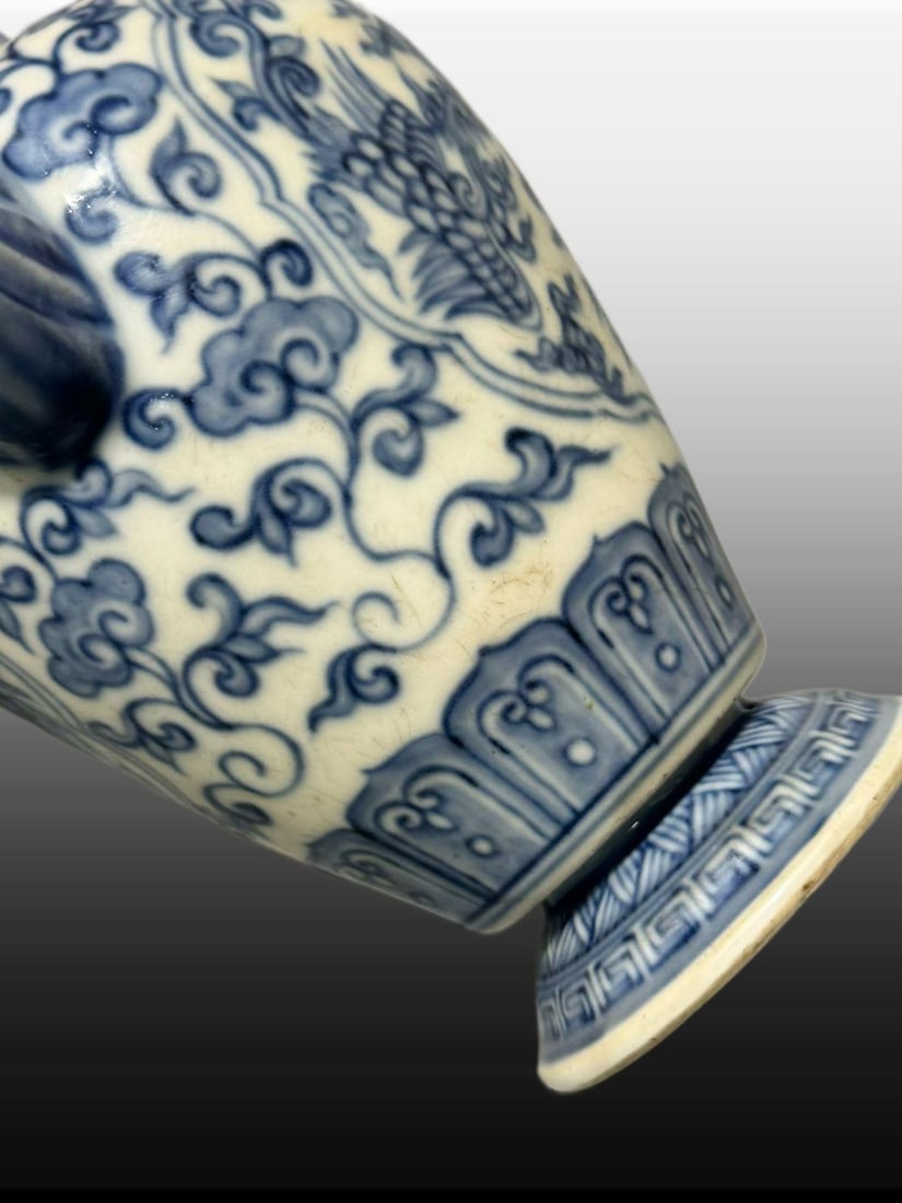 A Exquisite Blue and White Phoenix Pattern Ewer - 6