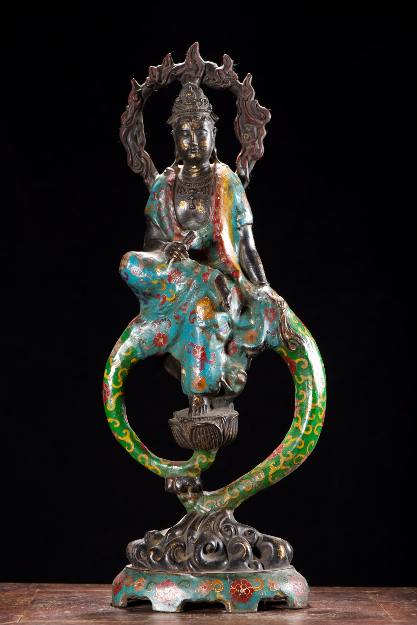 A Exquisite Cloisonne Statue of Avalokitesvara Ornament: A Exquisite Cloisonne Statue of Avalokitesvara Ornament,Ming Dynasty, China,Size:19.7inx7.5inx4.7in,Weight:3330g