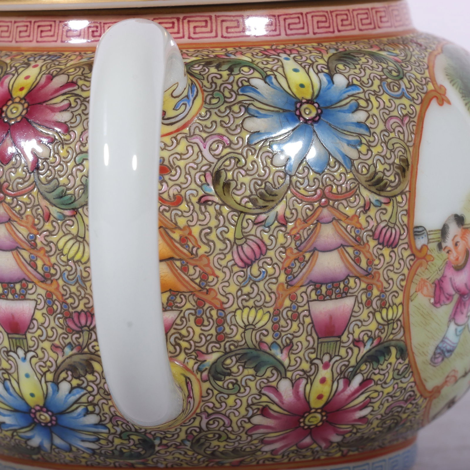 A Exquisite Enamel Figures Pattern Ewer - 5