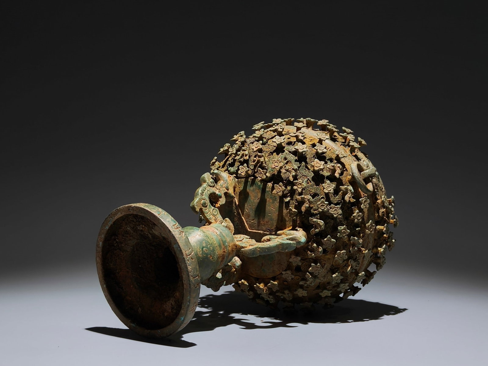 A Exquisite Bronze Plum Flower Pattern Bird Covered Jar - 7