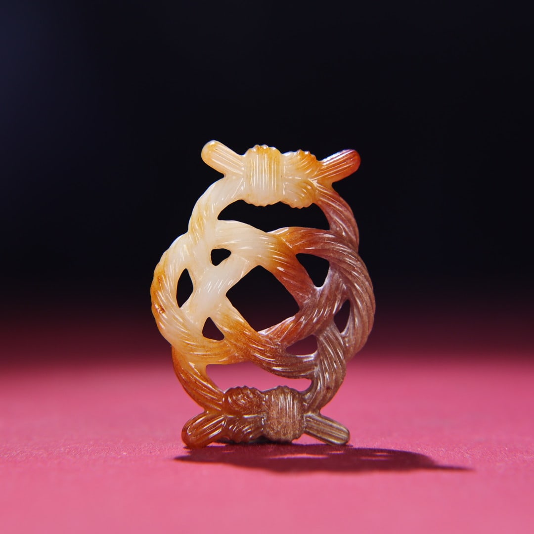 A Exquisite Hotan White Jade String Pattern Jade Pendant - 7