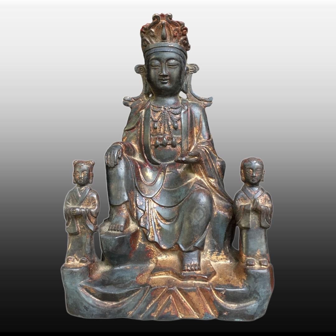 A Exquisite Bronze Buddha Statue Ornament: A Exquisite Bronze Buddha Statue Ornament,Ming Dynasty, China,Size:9.1inx6.3in,Weight:1090g 铜造佛像摆件,中国明代