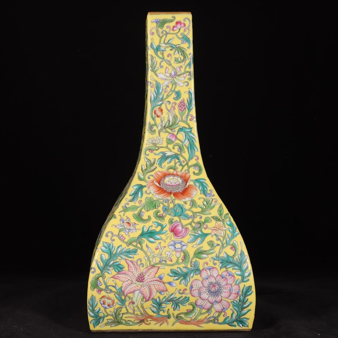 A Exquisite Yellow Ground Flower Pattern Vase (1 of 9)