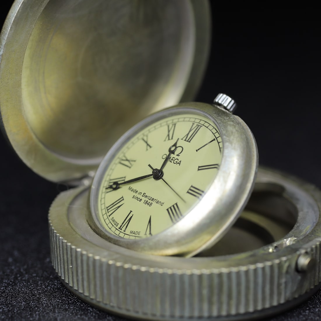 A Exquisite Silver-Plated Bronze Train Pattern Pocket Watch - 7
