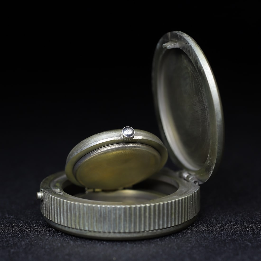 A Exquisite Silver-Plated Bronze Train Pattern Pocket Watch - 8
