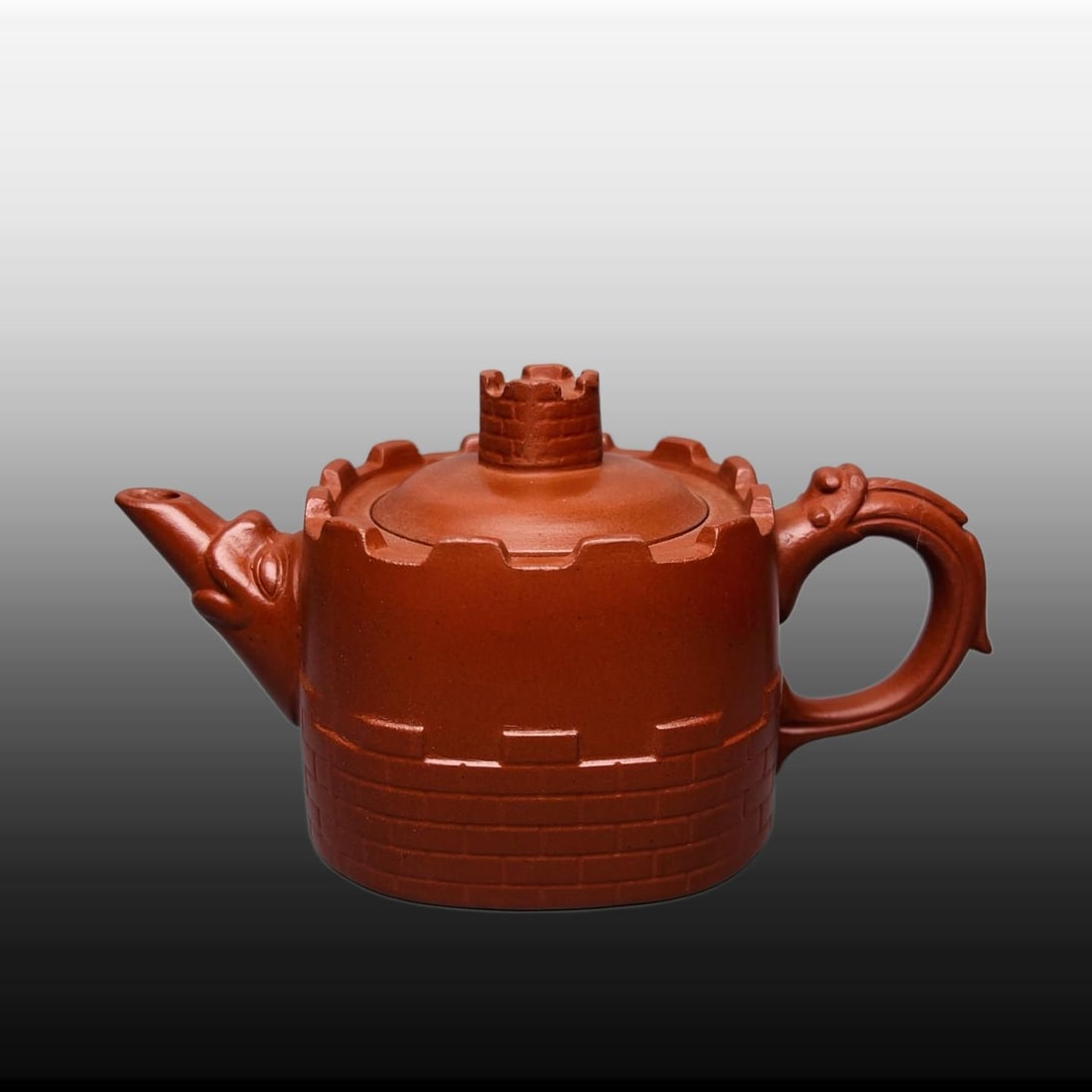 A Exquisite Purple Sands Great Wall Pattern Teapot: A Exquisite Purple Sands Great Wall Pattern Teapot,Republic of China,With Mark,Size:3.3inx4.9in 紫砂长城壶,民国,带款