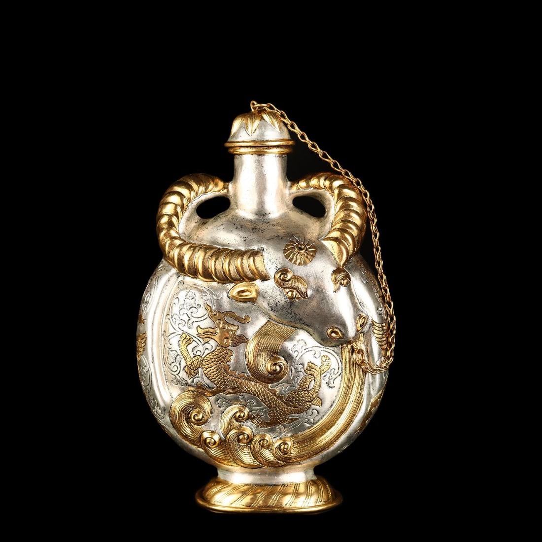 A Exquisite Gold and Silver-Inlaid Bronze Buffalo Head Ewer (1 of 9)