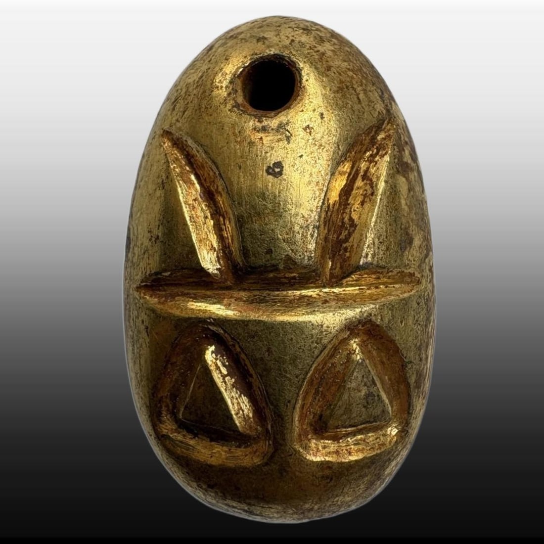 A Exquisite Gilt Bronze Coin: A Exquisite Gilt Bronze Coin,Han Dynasty, China,Size:12.2inx7.5in,Weight:25.2g 铜鎏金鬼脸金钱,中国汉代