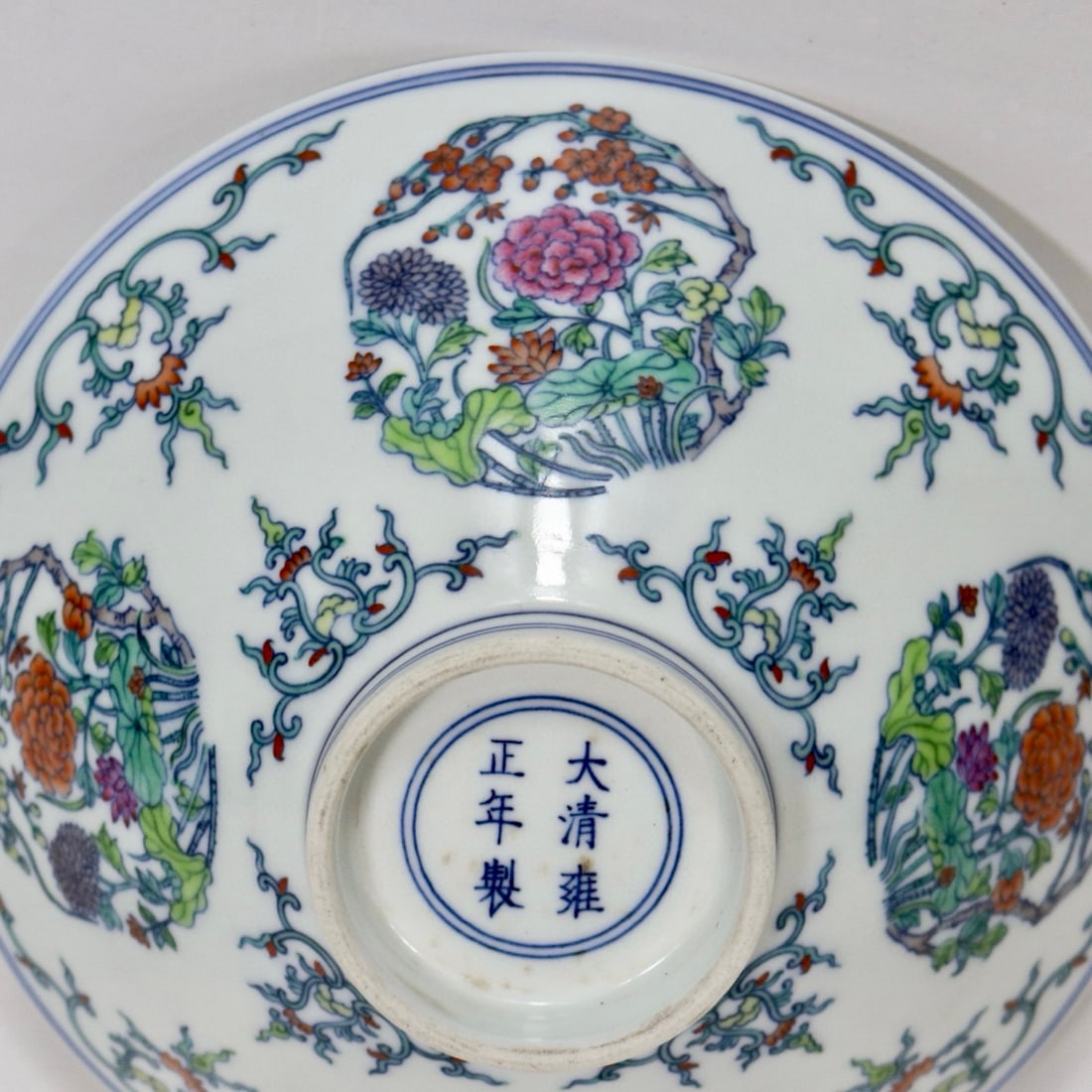 A Exquisite Doucai Flower Pattern Bowl - 4