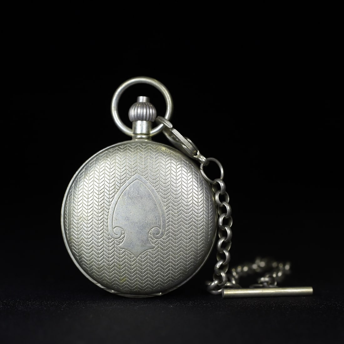 A Exquisite Silver-Gilt Bronze Double Opening Pocket Watch: A Exquisite Silver-Gilt Bronze Double Opening Pocket Watch,Qing Dynasty, China,Size:2in 铜鎏银双开怀表,中国清代