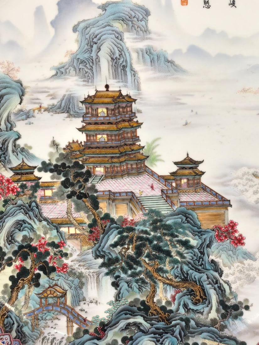 A Exquisite Enamel Landscape Pattern Plate - 2
