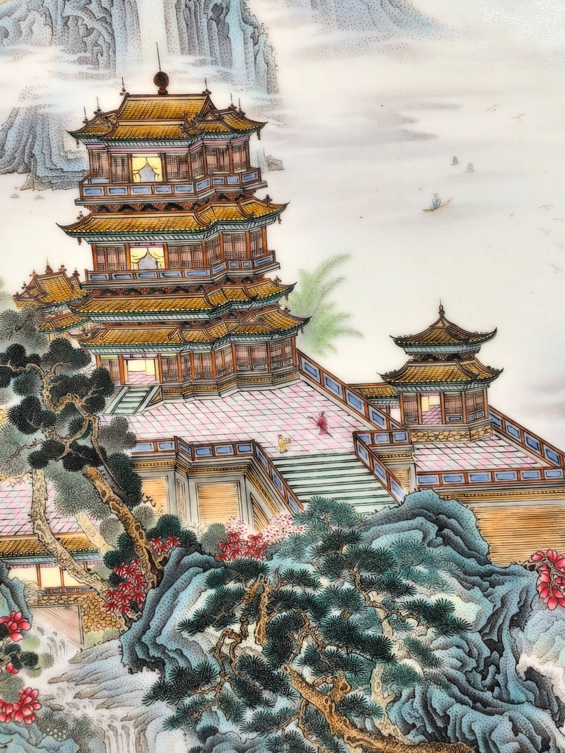 A Exquisite Enamel Landscape Pattern Plate - 3