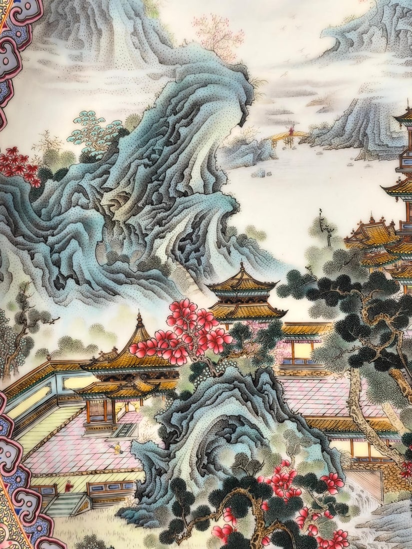 A Exquisite Enamel Landscape Pattern Plate - 4